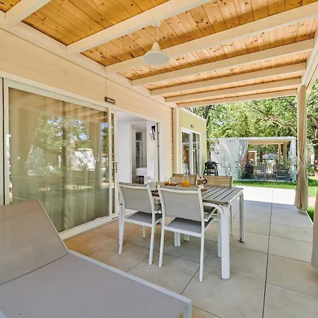Ulika Mobile Homes - Naturist 4*