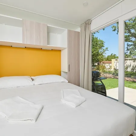 Ulika Mobile Homes - Naturist 4*