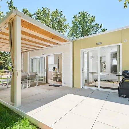 Ulika Mobile Homes - Naturist 4* Červar-Porat