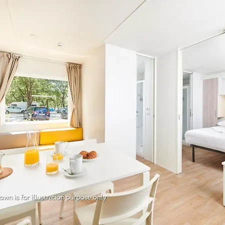 Ulika Mobile Homes - Naturist 4*