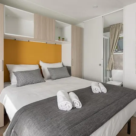 Ulika Mobile Homes - Naturist منتزه العطل 4*