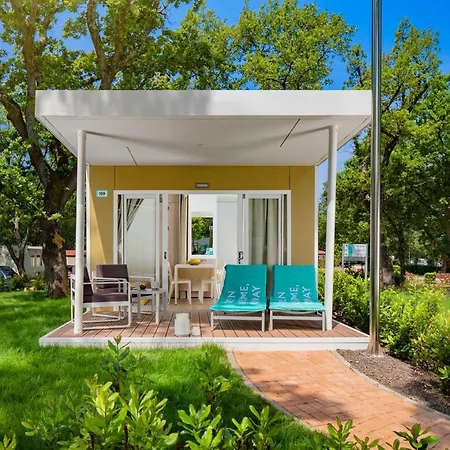 Ulika Mobile Homes - Naturist Červar-Porat